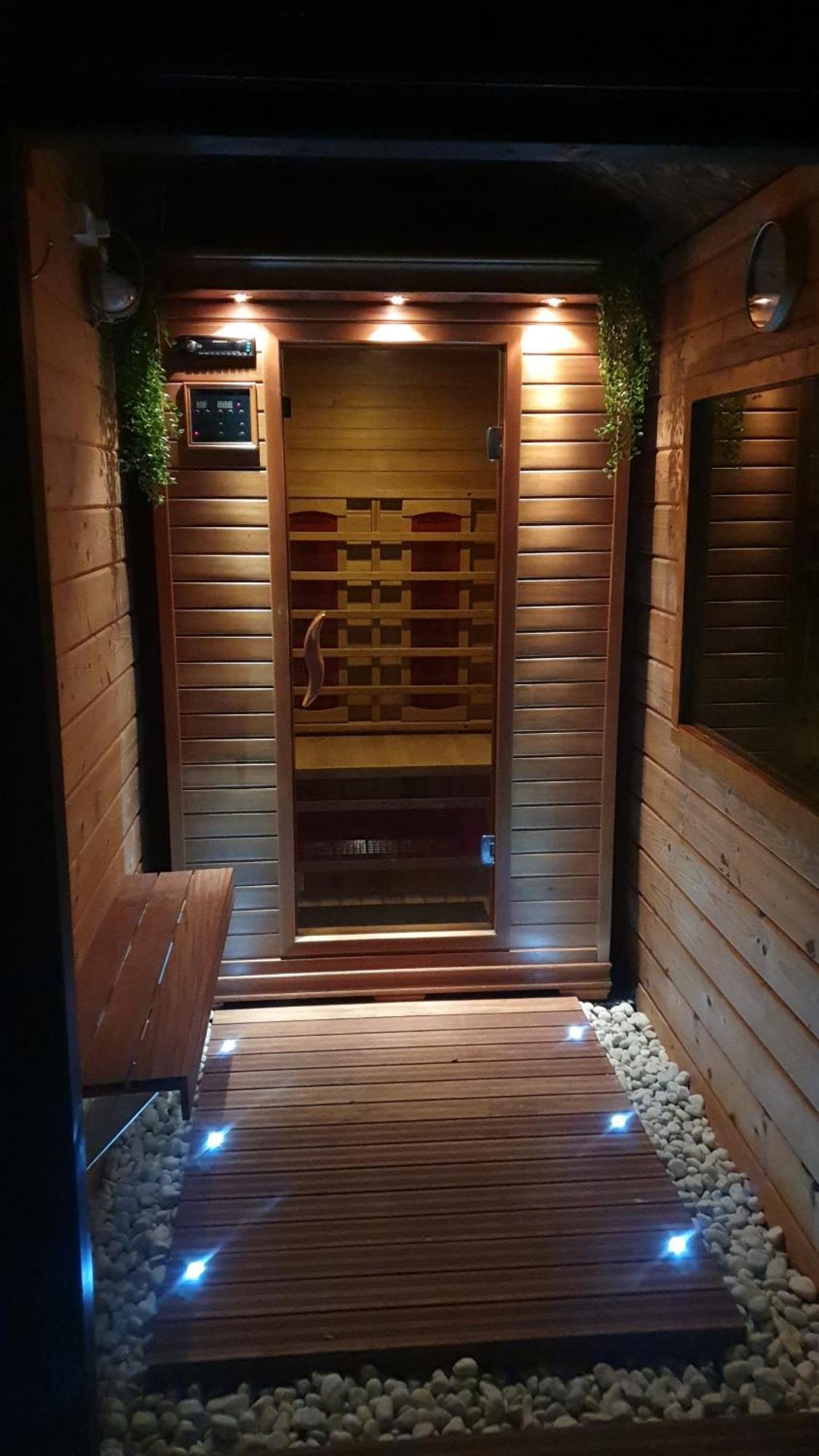 Lake House 21 Relax Accommodation Ir Sauna Warmond Esterno foto